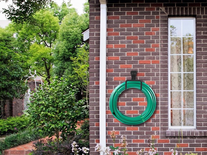 Wall-Mounted Hose Holder photo 3